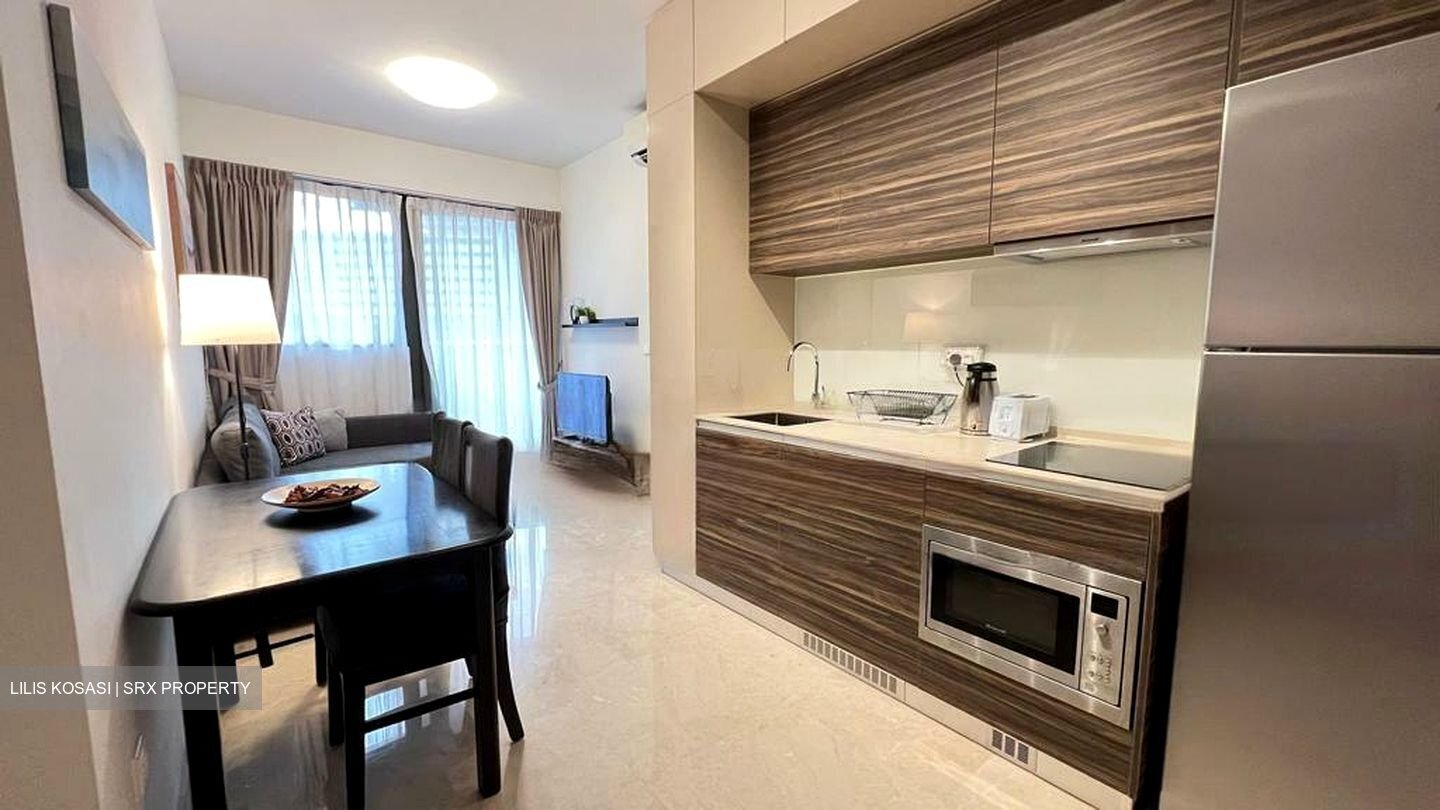 Commonwealth Towers (D3), Condominium #457530091